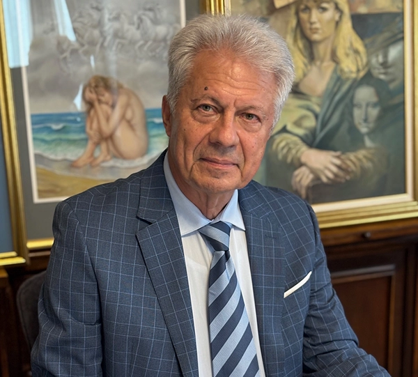 win-gallery-interview-valentin-tanase