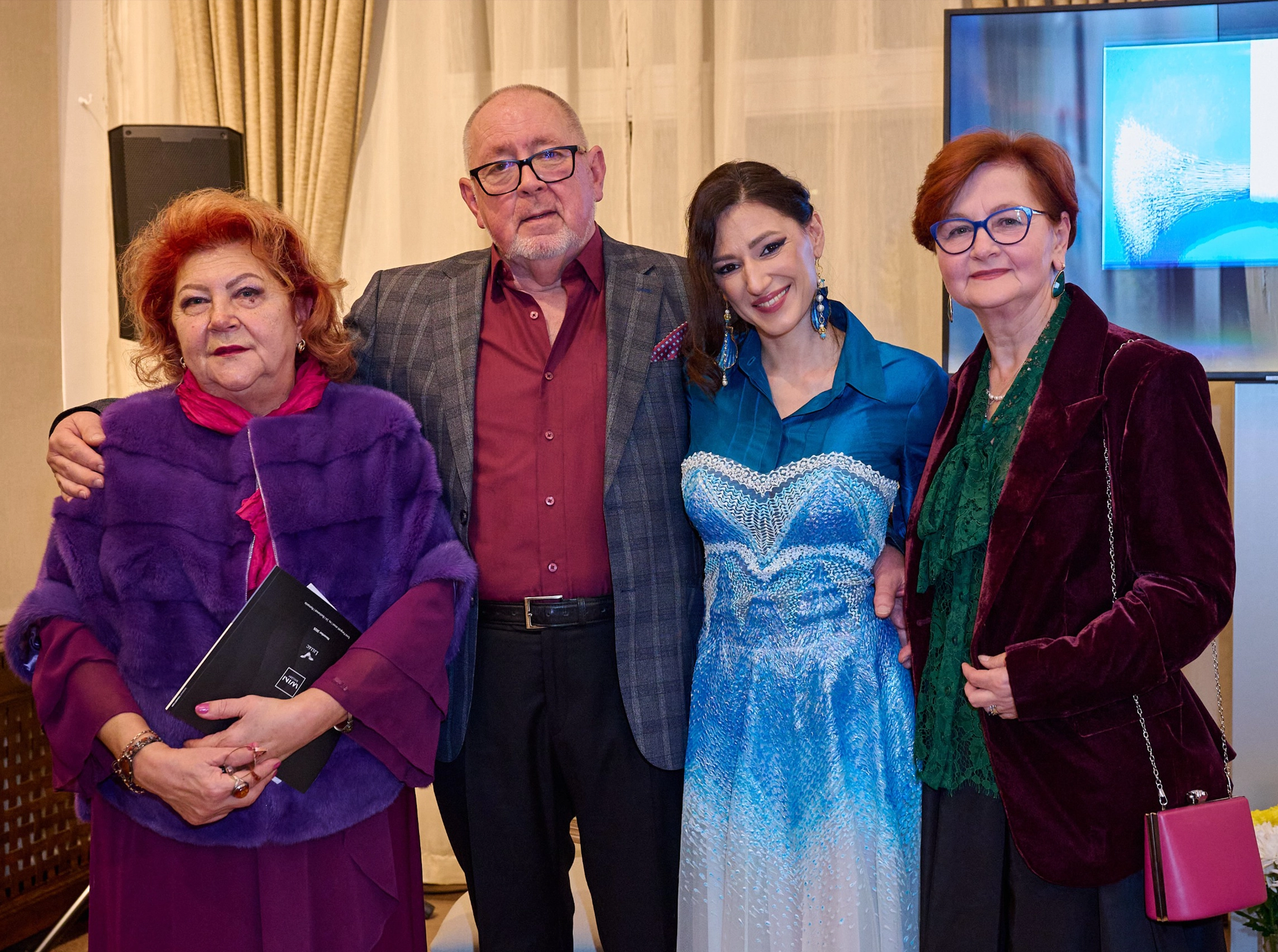 marcel-lupse-la-vernisajul-gratia-viva-win-gallery