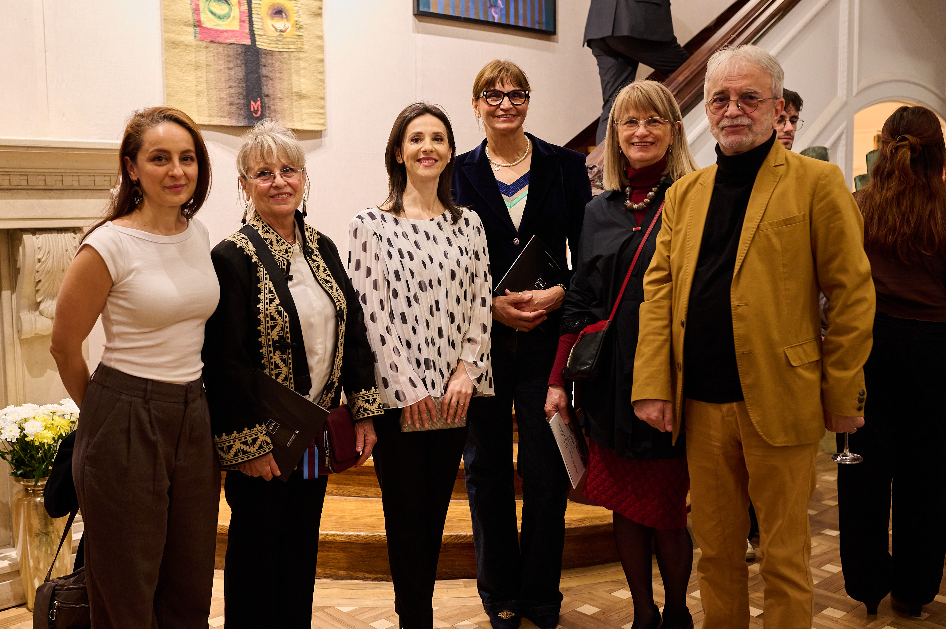 3.%20Blooming%20Mistery